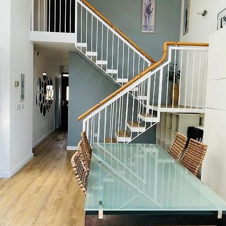 גלוואיי Modern City Centre House מראה חיצוני תמונה