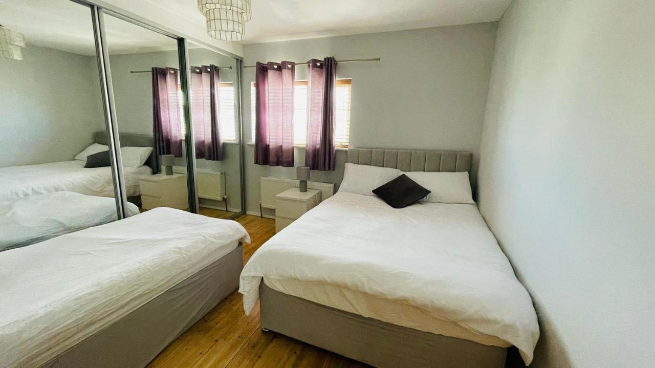 גלוואיי Modern City Centre House מראה חיצוני תמונה